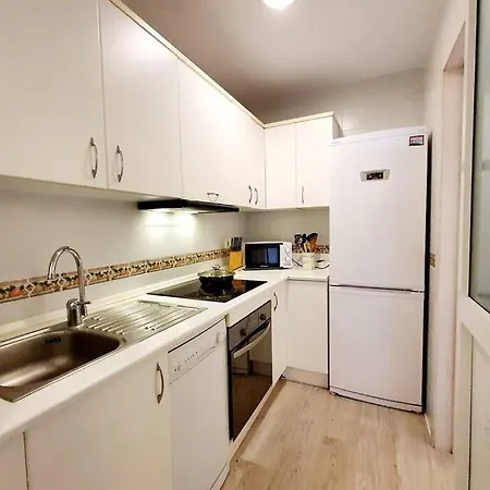 Eagle Park Apartment * 미하스